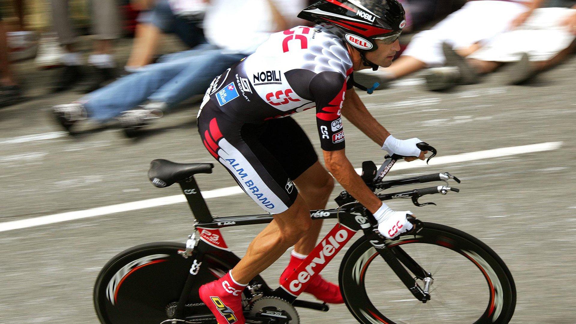 国际泳联宣布对多名运动员实施禁赛 风波再起引发体坛震荡