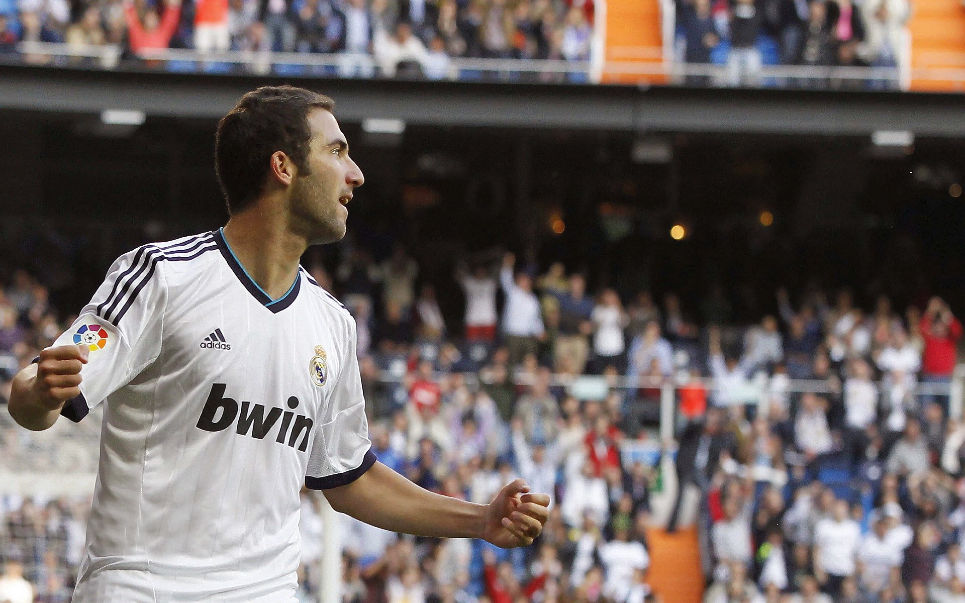 亚冠联赛激战正酣 中超劲旅客场逼平日本豪门